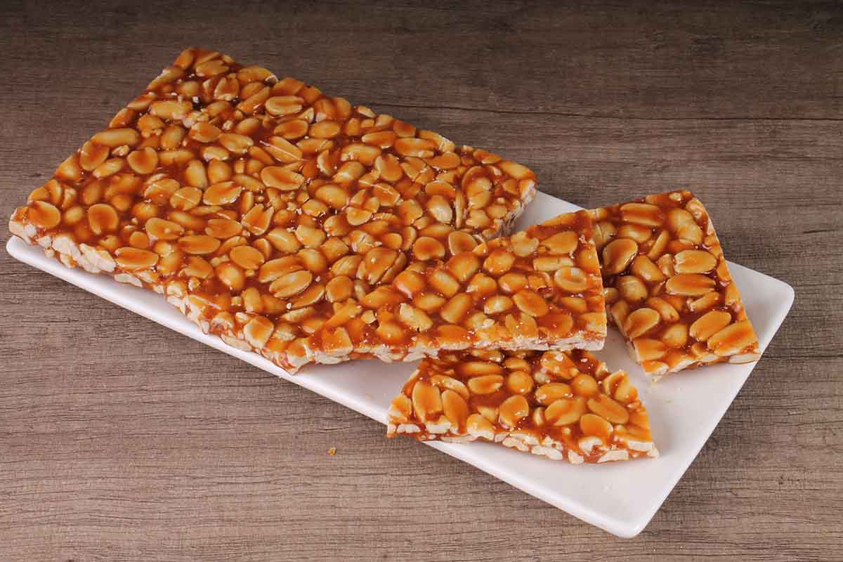 Peanut Chikki Square 200 Gm