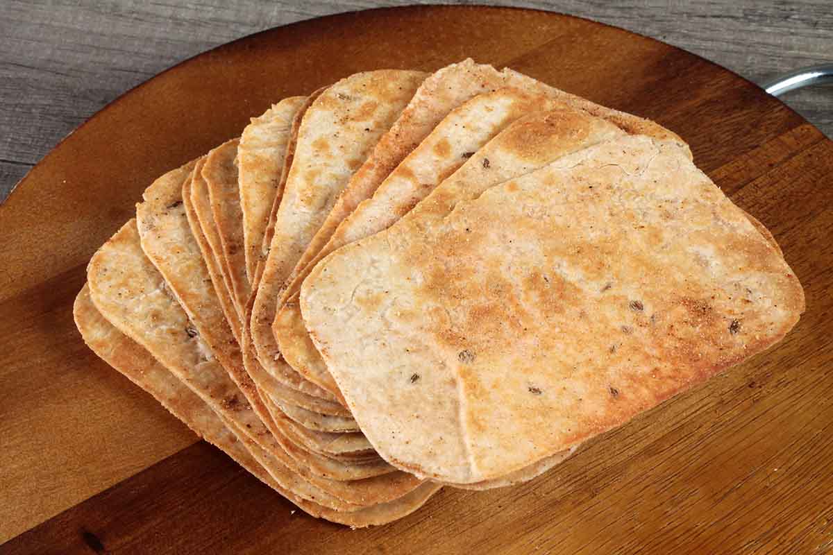 Whole Wheat Chunky Chat Khakhra Mobile 200 Gm