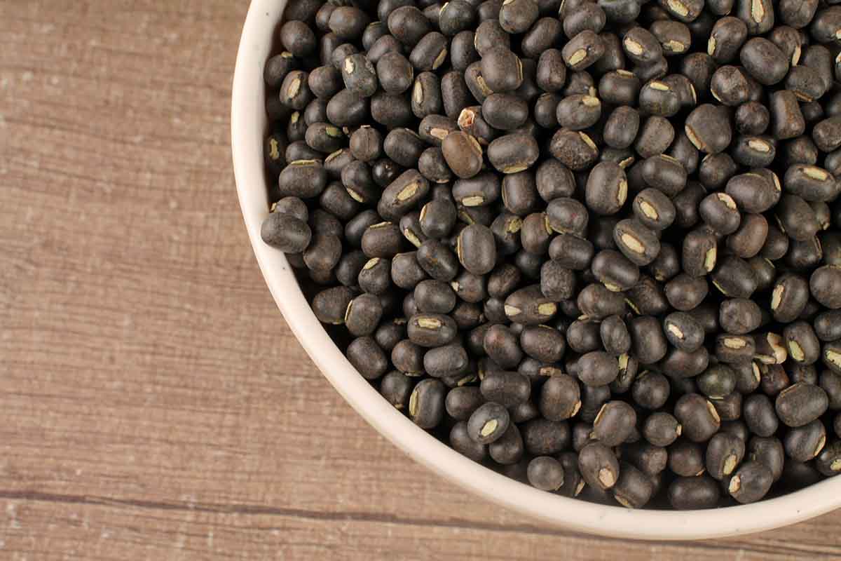 Black Urad Whole/Black Gram 500 Gm