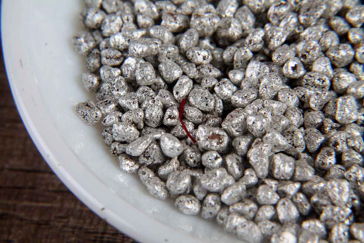 Silver Elaichi Dana 25 Gm