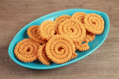 YELLOW MOONG DAL CHAKLI 250 GM