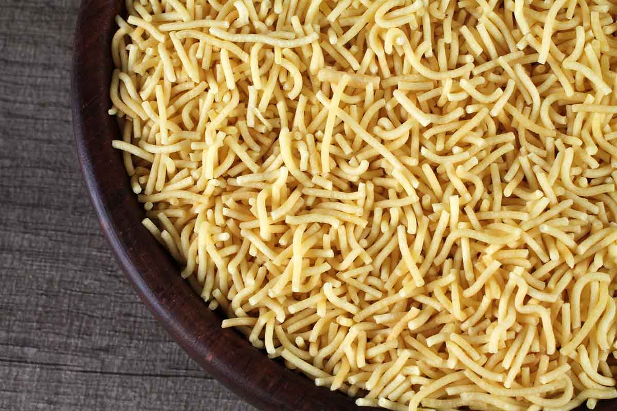 LESS OIL BESAN SEV 200 GM