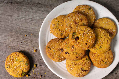 DRY FRUIT BISCUITS 250 GM