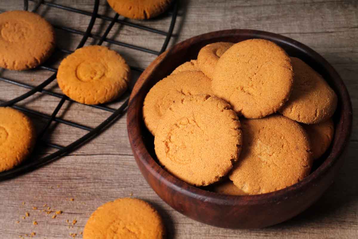 GINGER COOKIES 200 GM