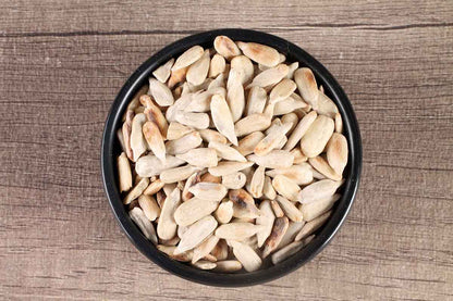 ROASTED SALTED SUNFLOWER SEEDS 90 GM