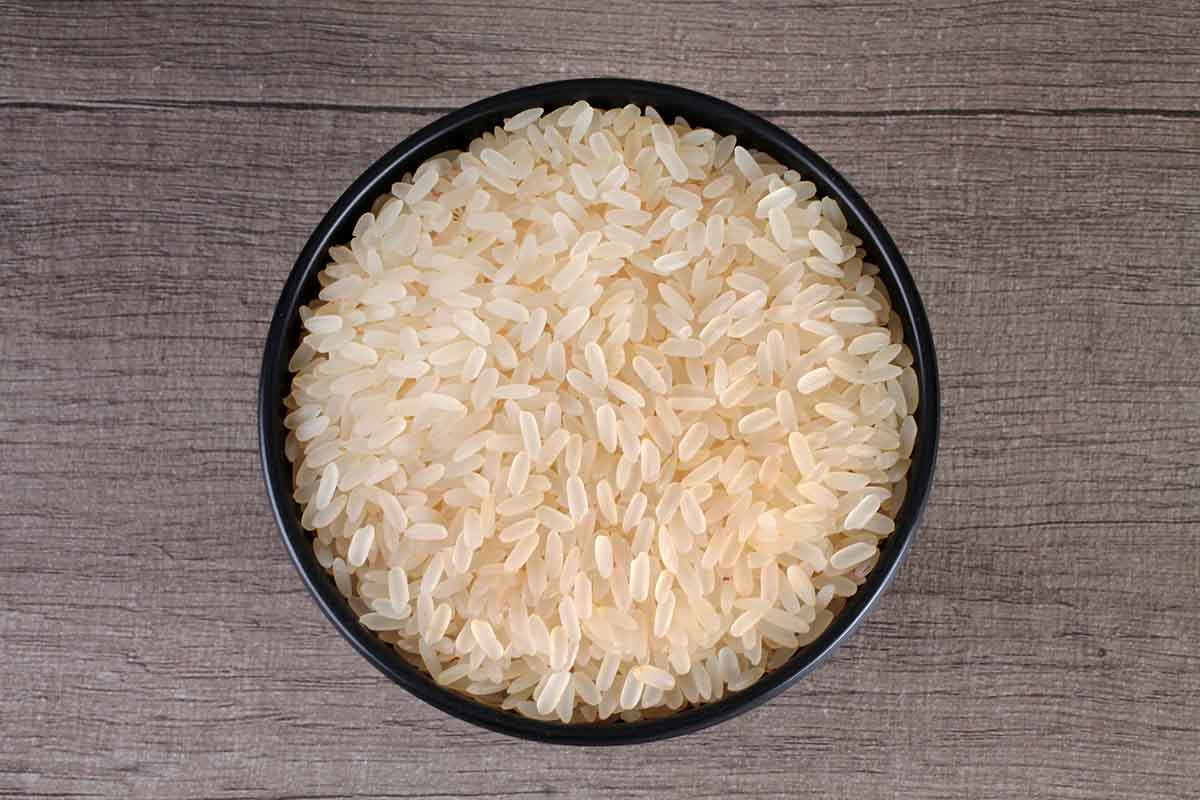 UKDA RICE/PERBOILED RICE 1 KG